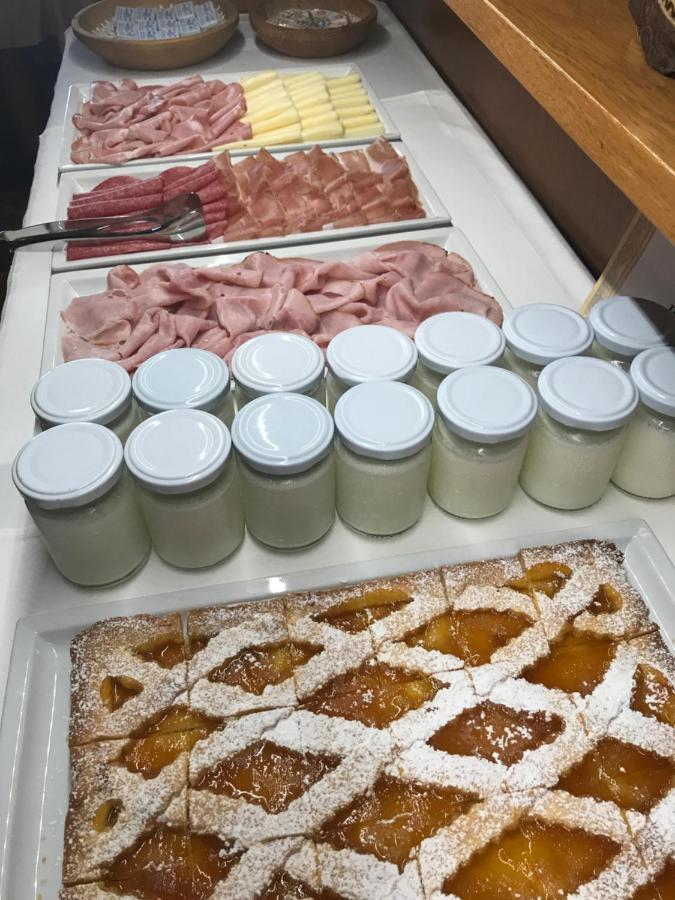 Garni La Vara 科瓦拉因巴迪亚 外观 照片